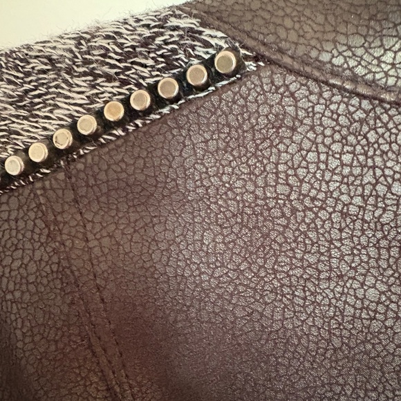 VEX black knit/pleather cardigan 🖤🩶 - Picture 5 of 7